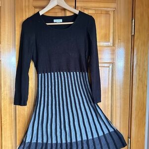 Calvin Klein Black Gray Sweater Dress Stripe Pleated